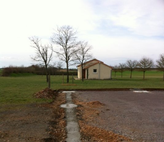 Le hangar : laisse béton !