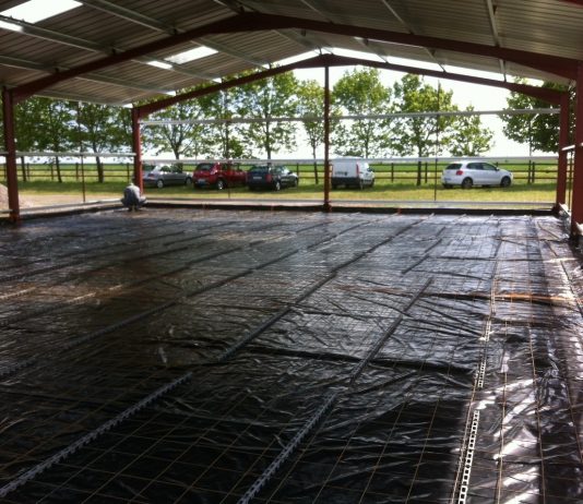 Le hangar : longrines