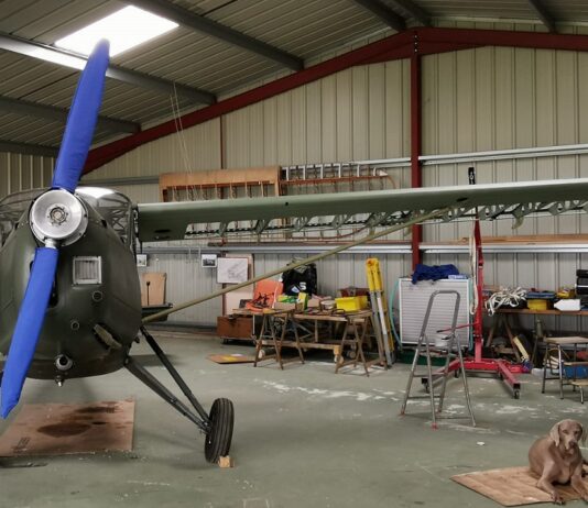 Montage à blanc d’une aile.